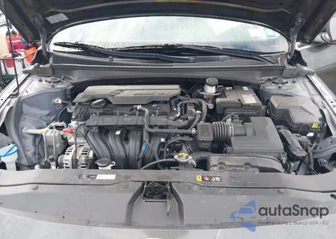 2024 Hyundai Elantra Sel z USA, uszkodzony, nr VIN KMHLS4DG1RU643755